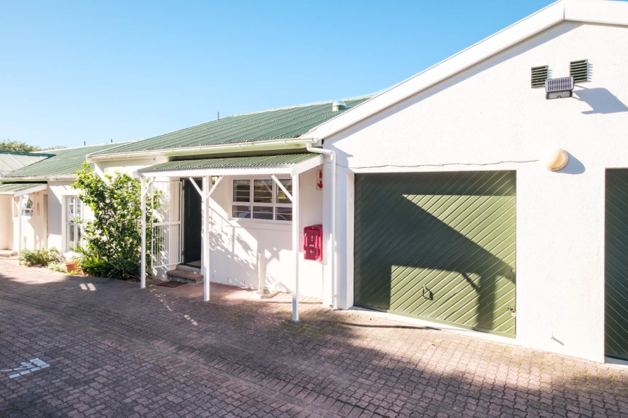 3 Bedroom Property for Sale in Lakeside Western Cape